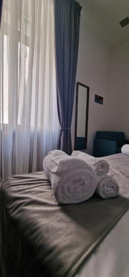 Appartamento B&B La Dimora Di Parthenope Nápoles Exterior foto